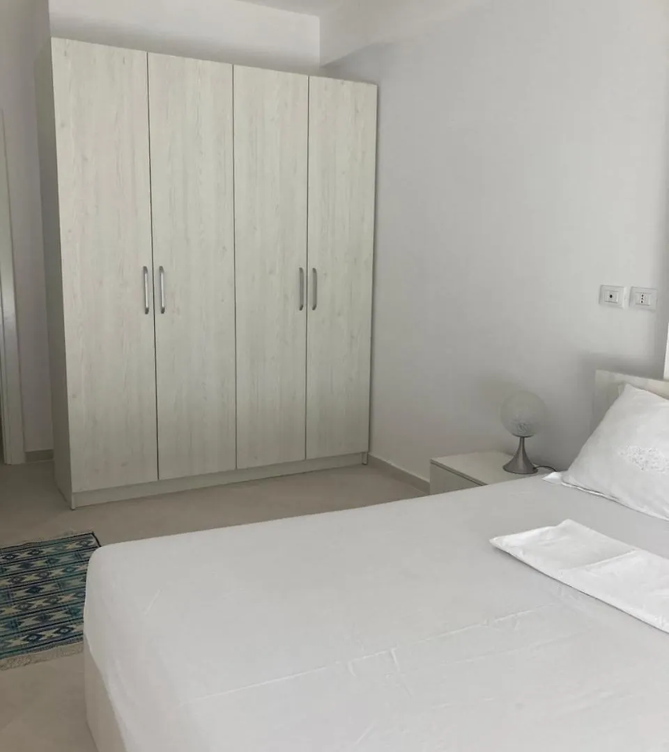 Holiday Apartments Orikum 0*,  Albanië